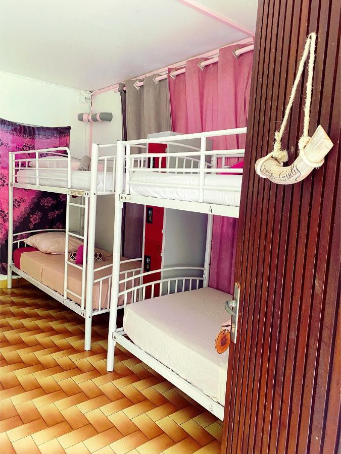Auberge K-Wan Hostel - Proche Plages Деше Экстерьер фото